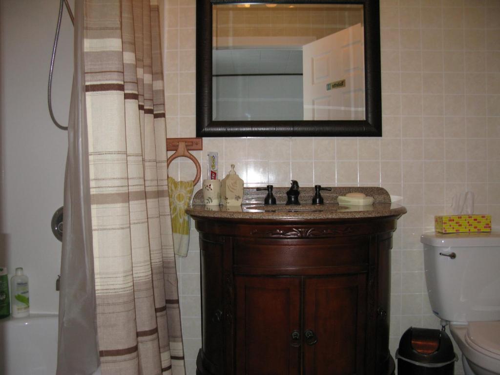 Twin Room with Shared Bathroom