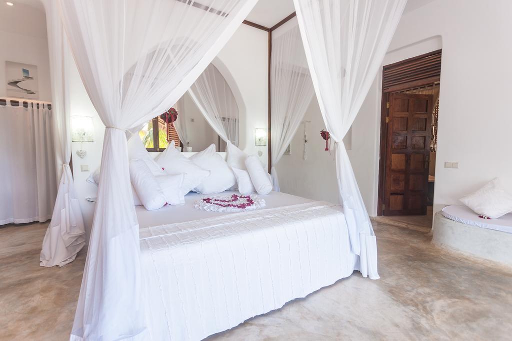 Doppelzimmer mit Balkon und Meerblick