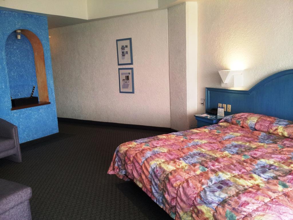 King Room,744042358:JPEG