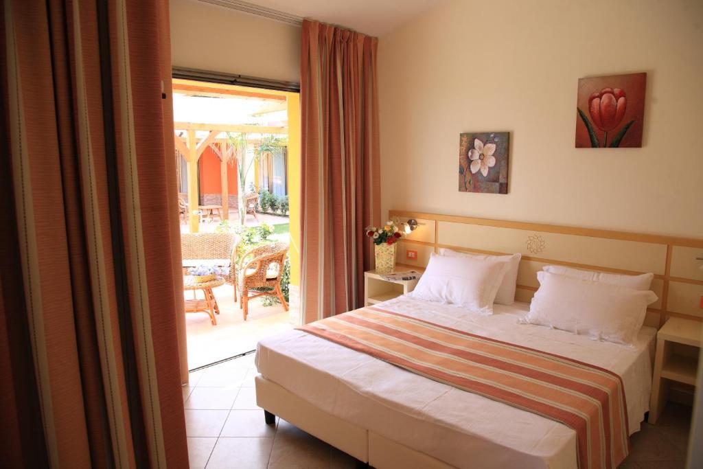 Triple Room,706142953:JPEG