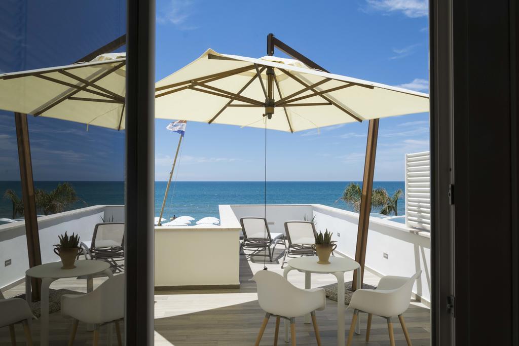 Junior Suite with Terrace