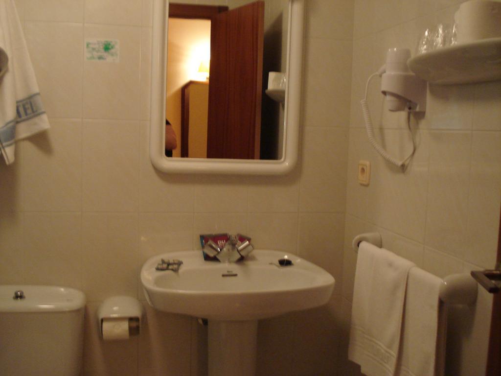 Interior Double Room,1195356913:JPEG