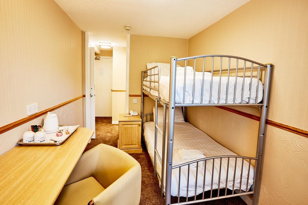 Habitación Familiar (3 adultos + 1 niño)