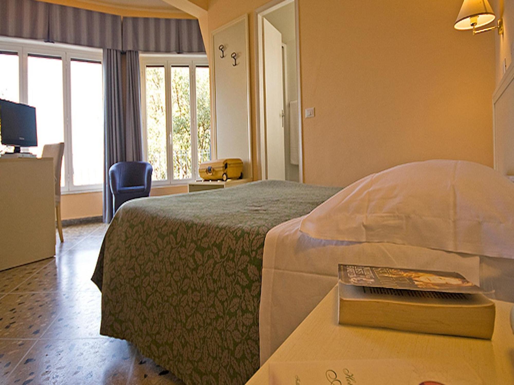 Comfort Double or Twin Room