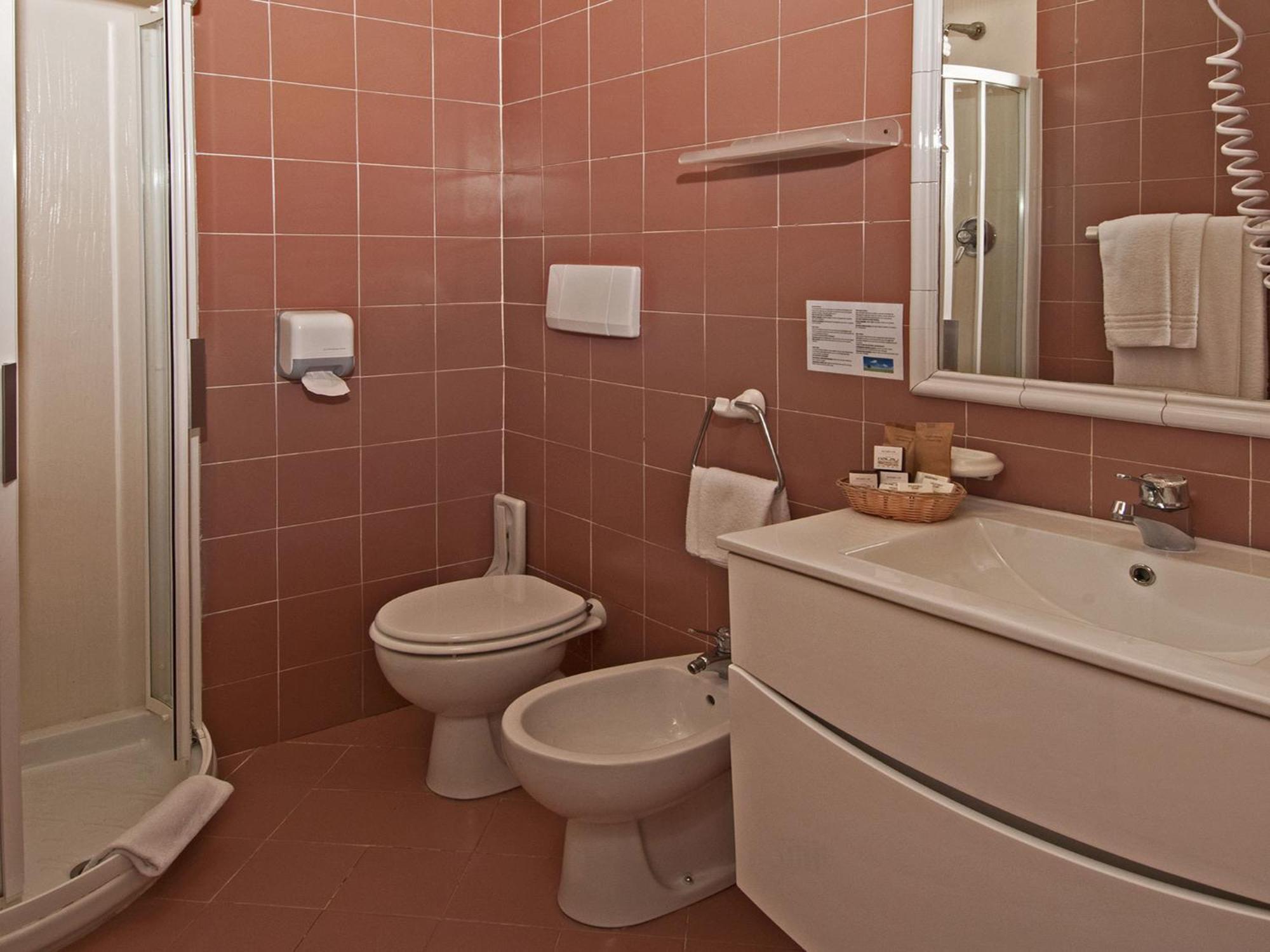 Double Room,444757926:JPEG
