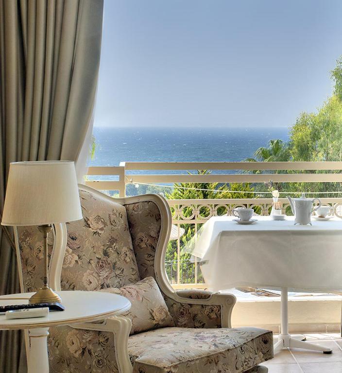 Deluxe Double Room with Sea View