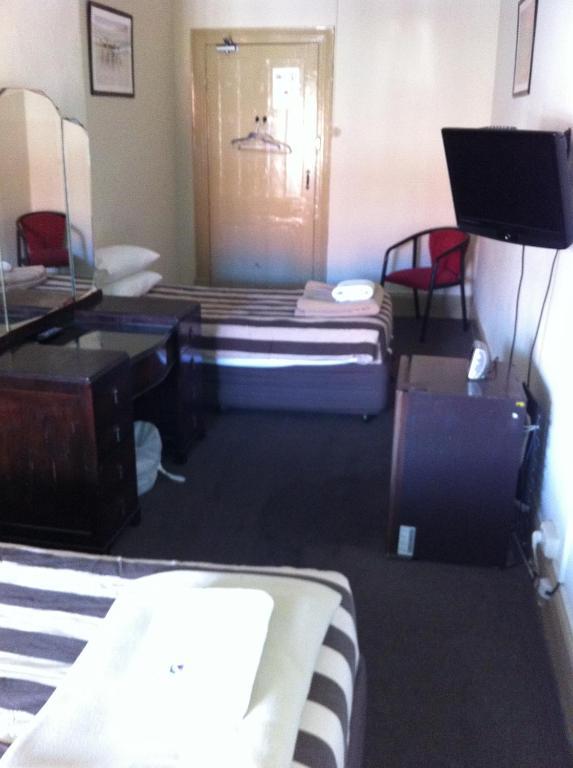 Twin Room with Shared Bathroom
