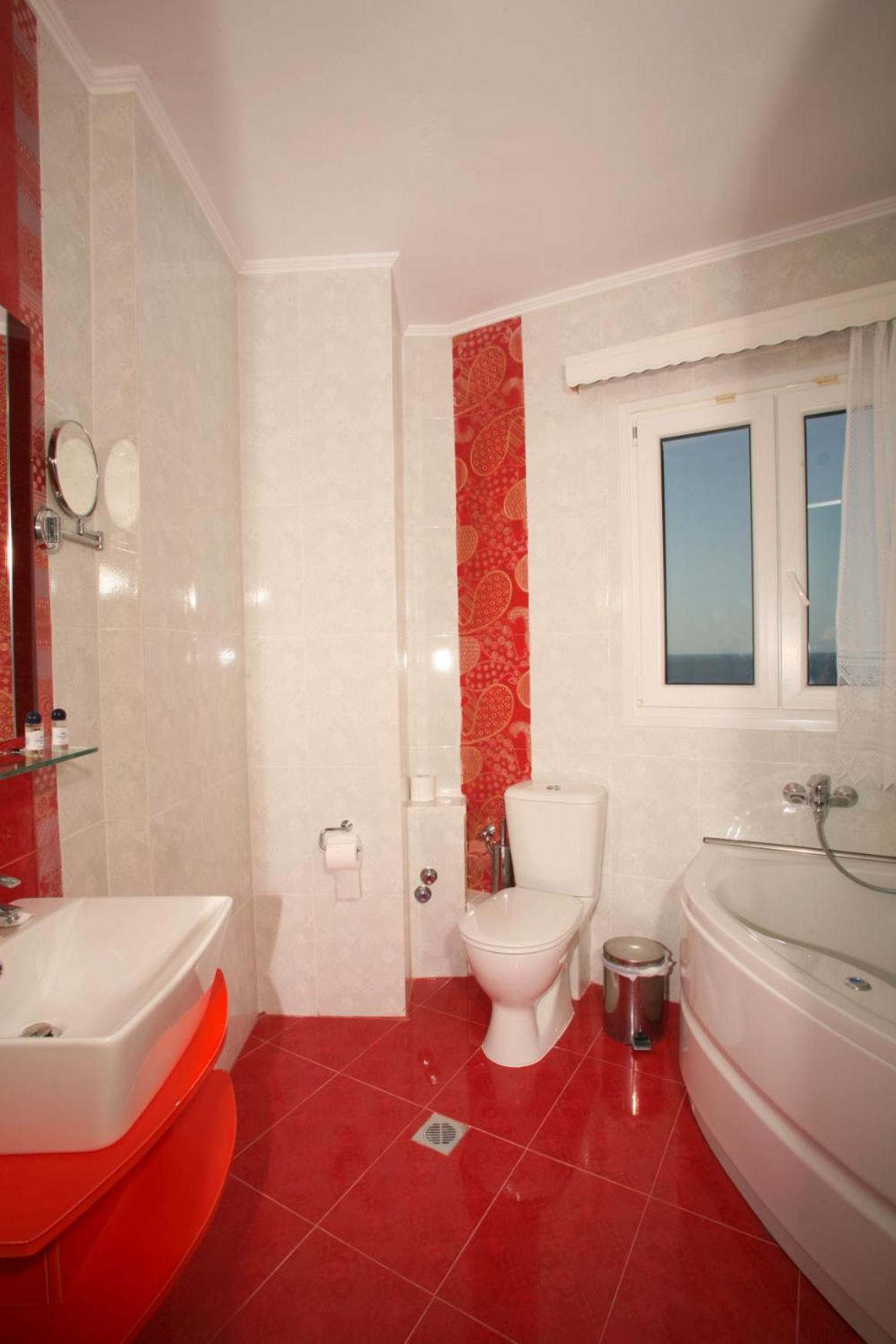 Premium Triple Room,1580437741:JPEG
