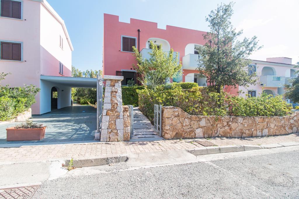 Estudio (2 adultos)