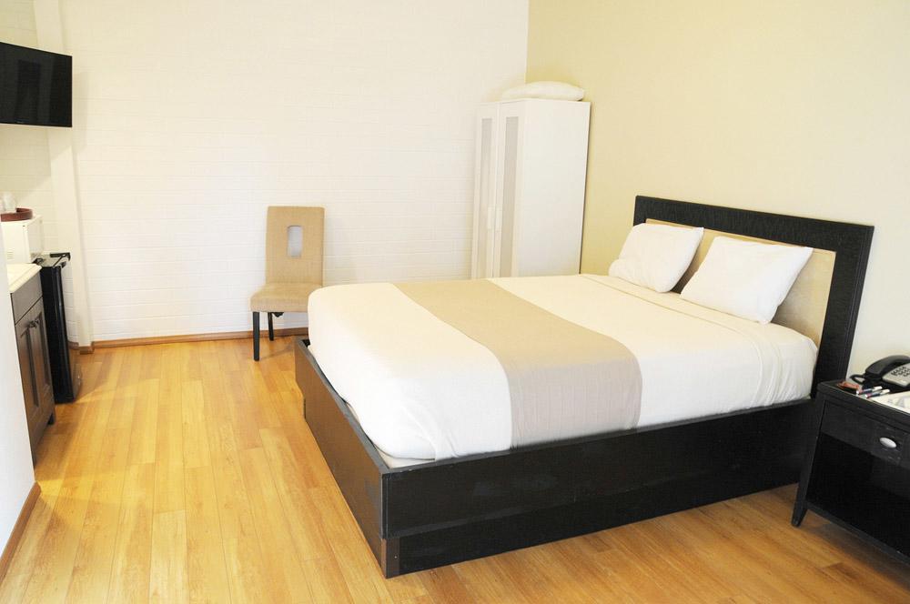 Queen Room,317898137:JPEG