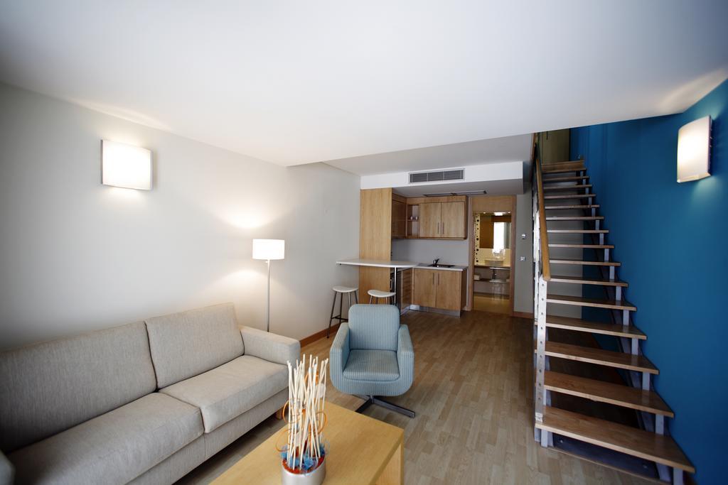 Familiekamer (2 Volwassenen + 2 Kinderen)