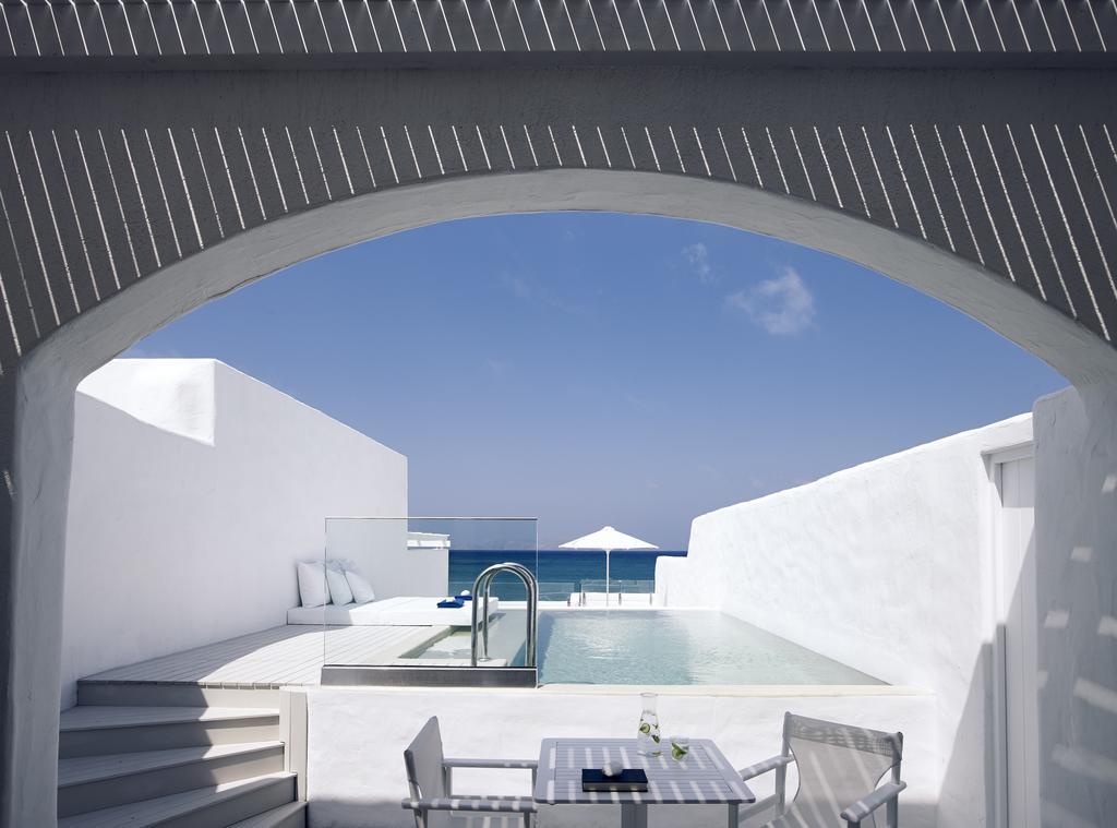 2 Bedroom Spa Suite Seafront Private Heated Pool,320123265:JPEG