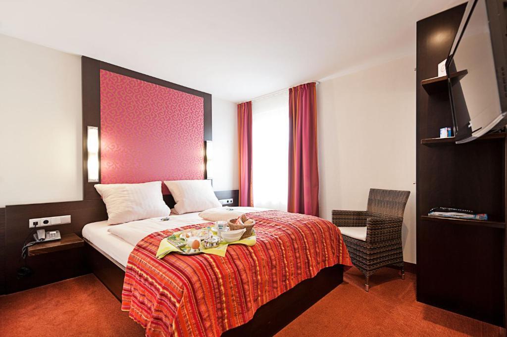 Double Room,32236021:JPEG