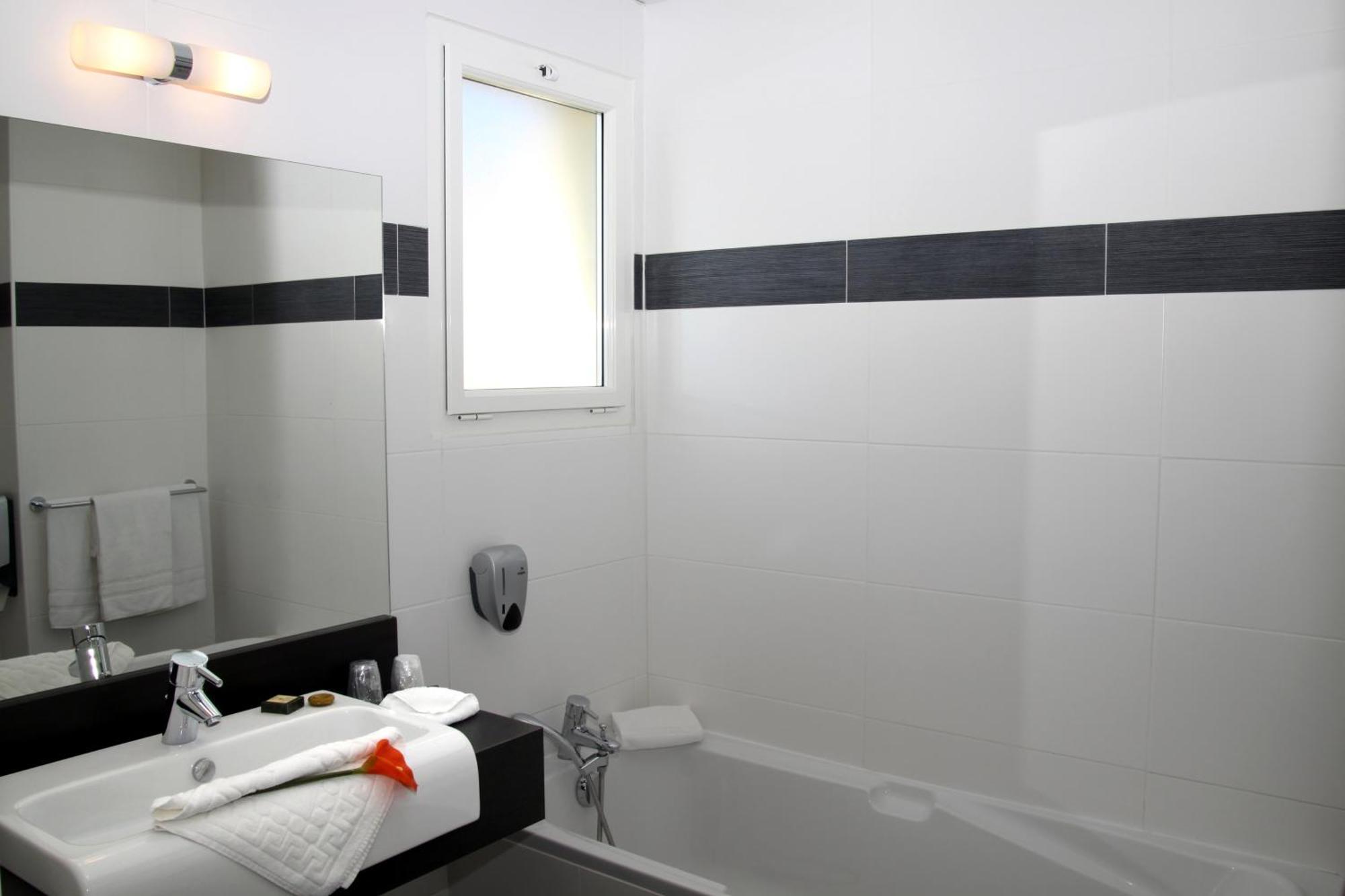 Suite Familiale Standard avec 1 Lit Double et 1 Canapé