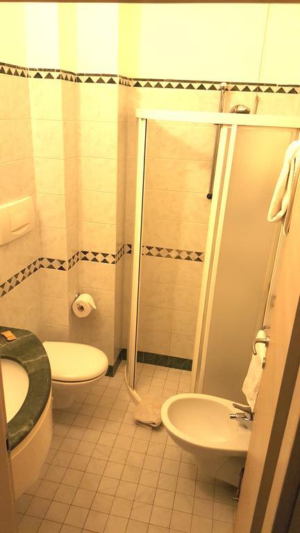 Classic Triple Room Lateral Sea View,844360511:JPEG