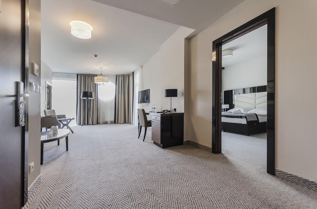 Superior Quadruple Room,324552883:JPEG