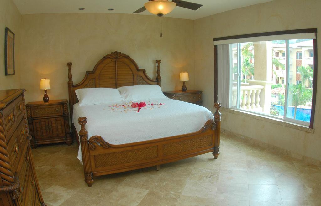 Villa de 1 dormitorio con vistas a la piscina