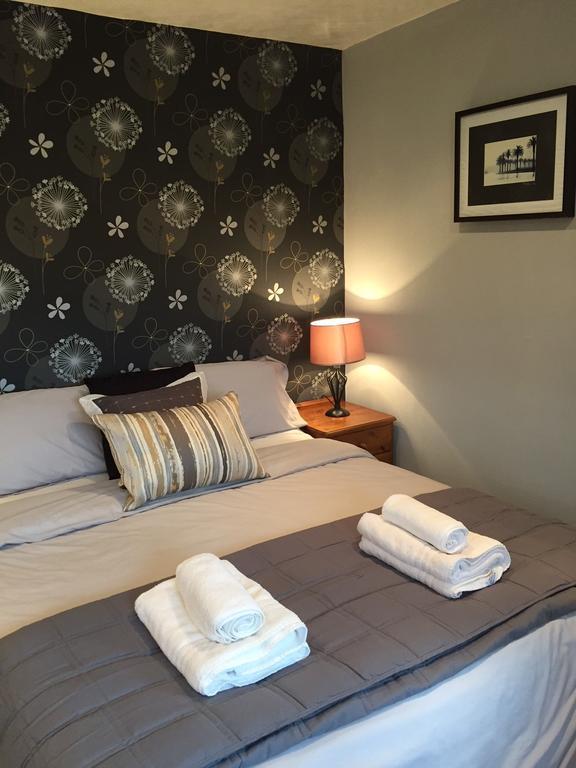 Standard Double Suite