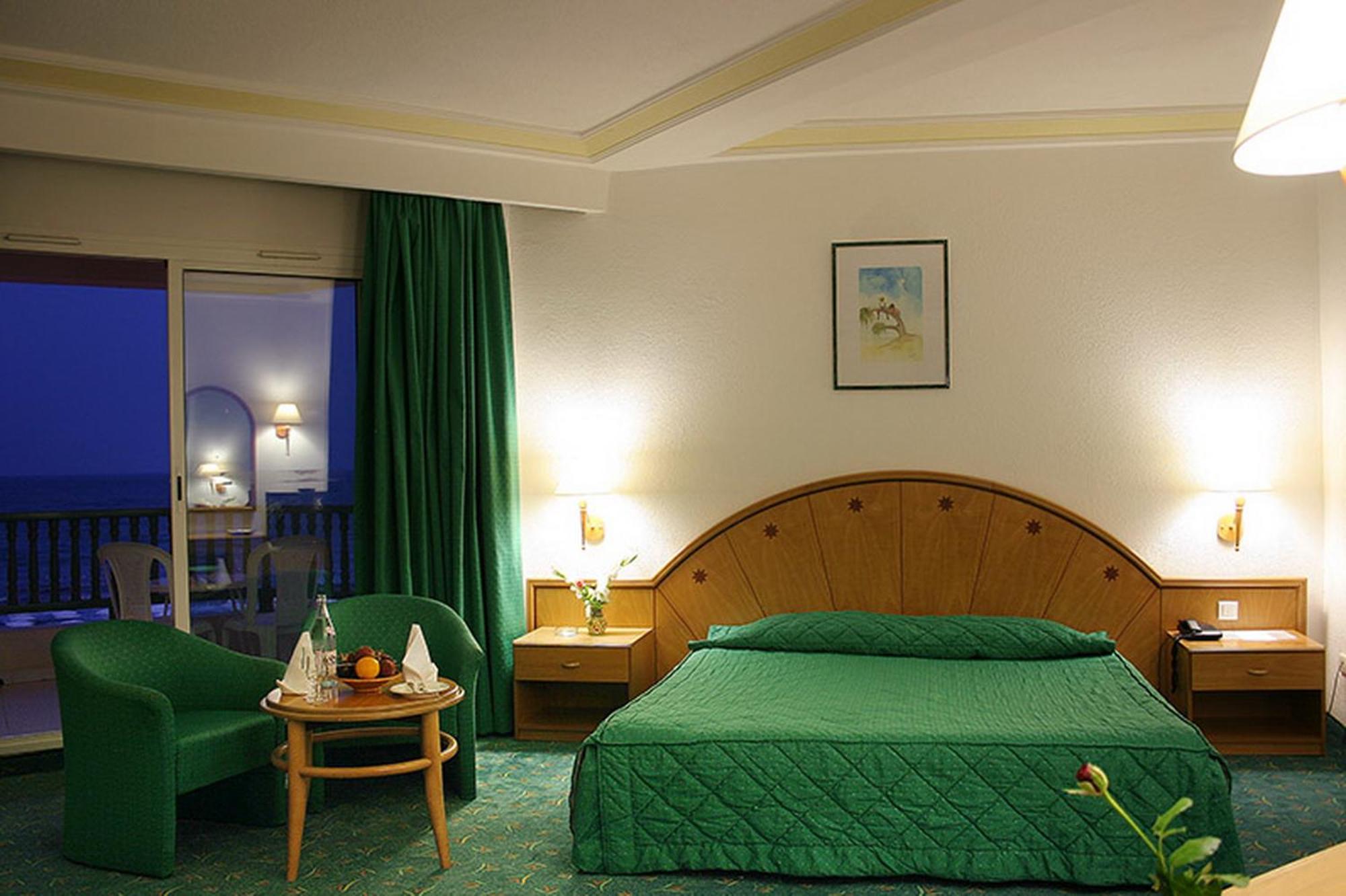 Quadruple Room,917254504:JPEG