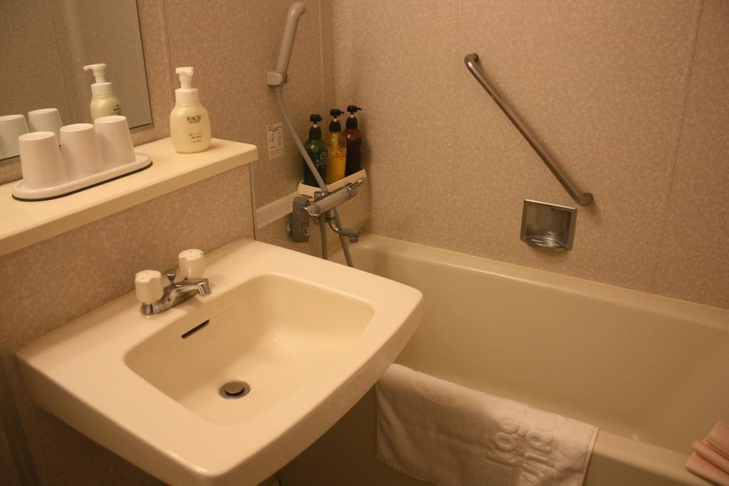 Twin Room with Extra Bed and Sakurajima View - Non-Smoking
