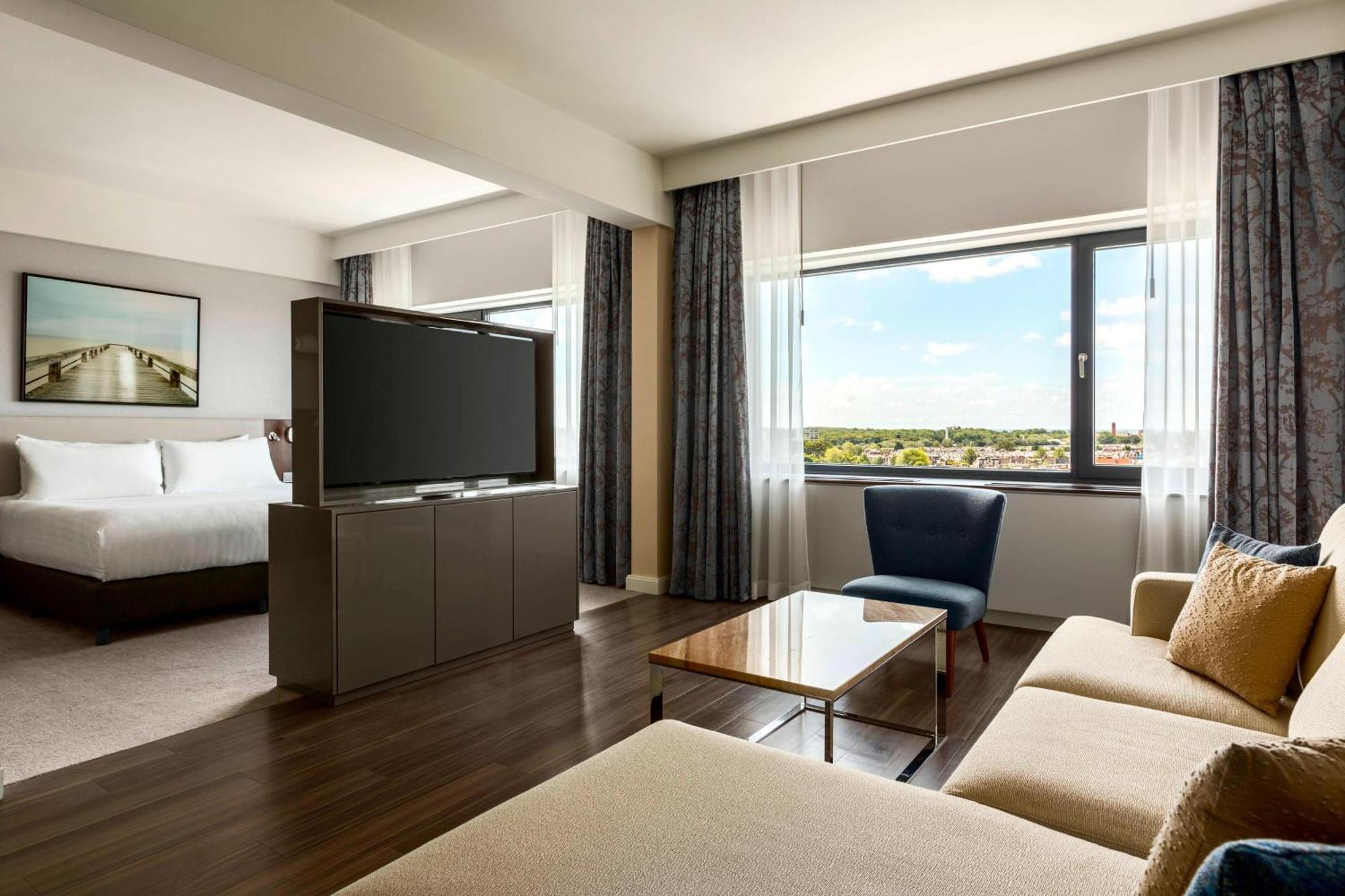 Executive Junior Suite,556213143:JPEG