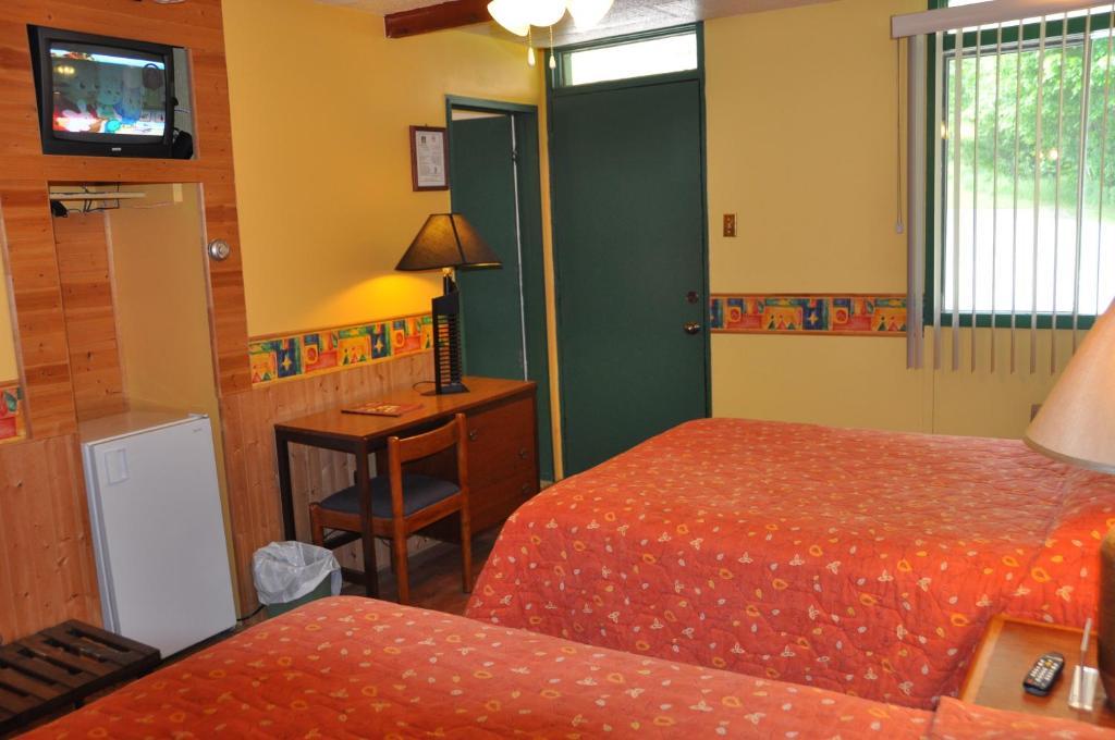 Regular Two Double Beds Room