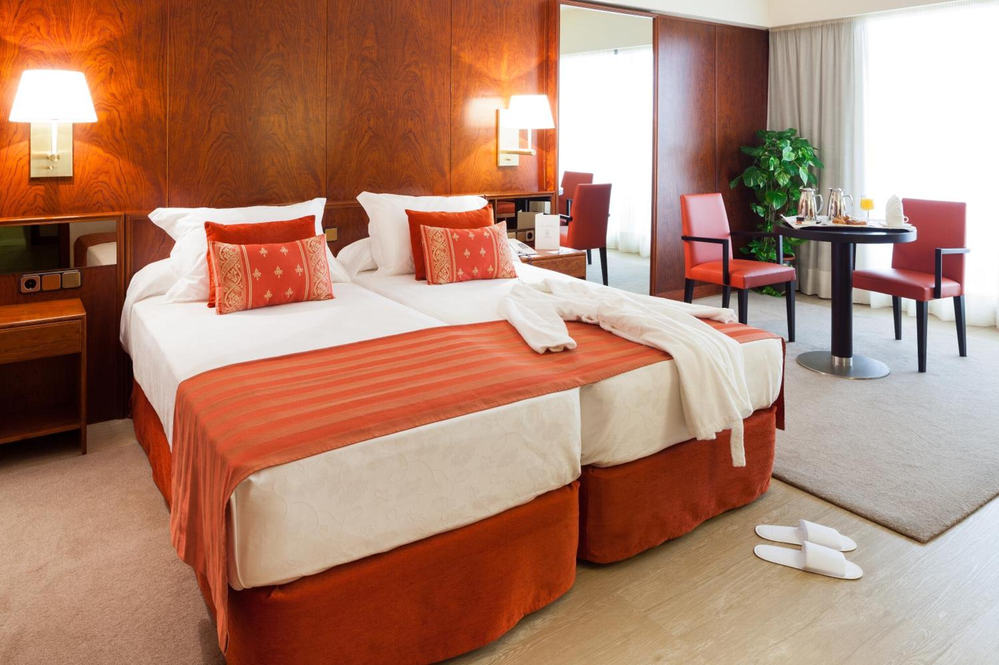Double or Twin Room,243851465:JPEG