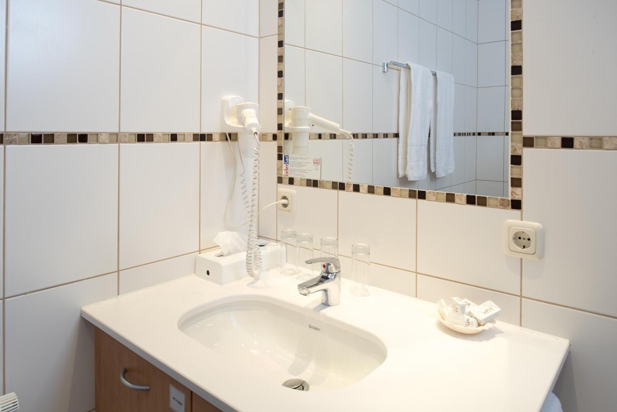 Doppelzimmer mit Balkon