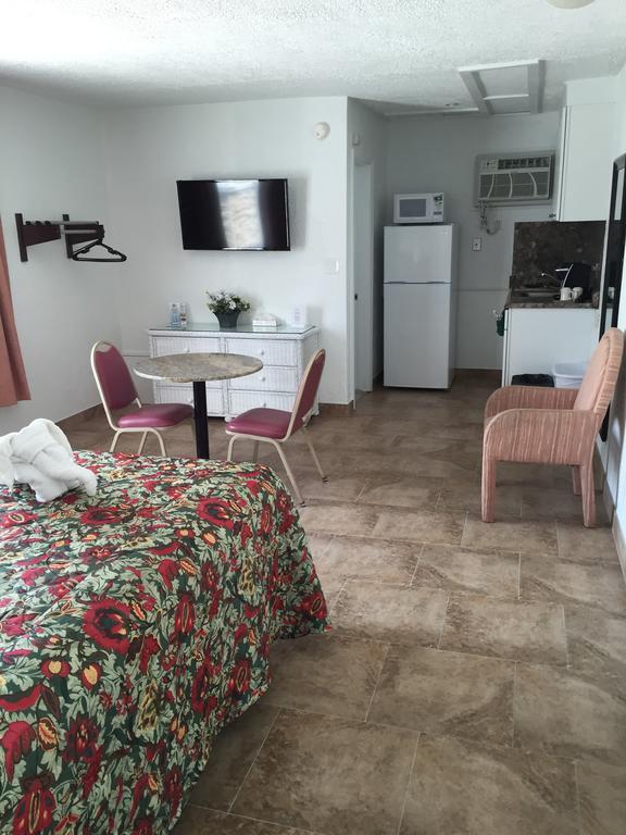 Habitación Doble con cama grande Efficiency