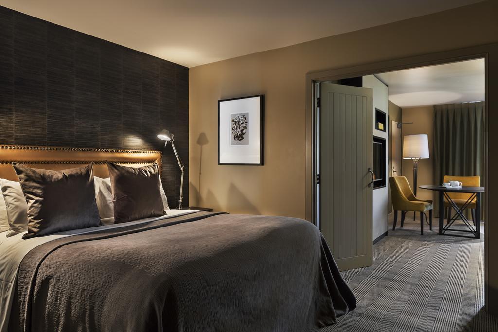 Suite de 1 dormitorio con balcón y vistas al lago - Cama extragrande