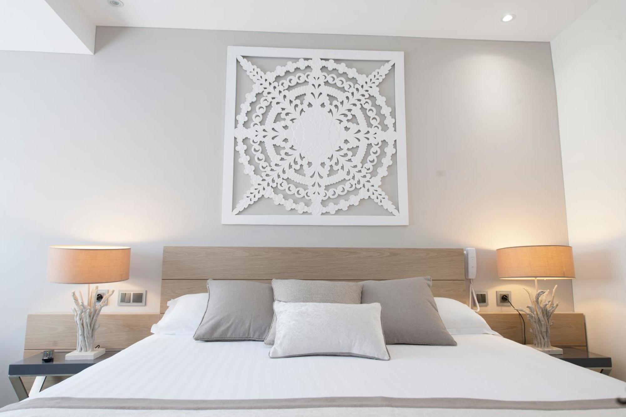 Junior Suite - Pool View