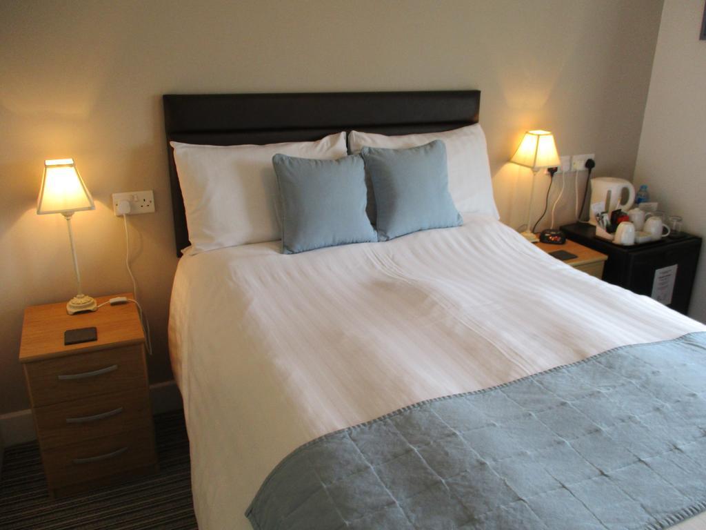 Double Room with Shower
