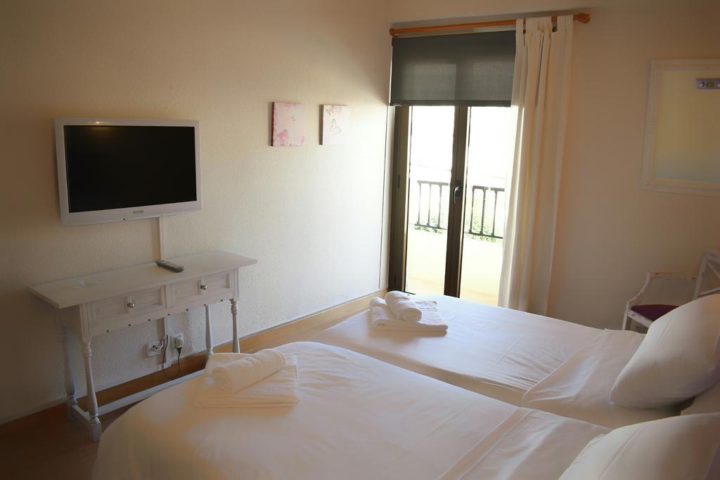 Double or Twin Room,398629401:JPEG