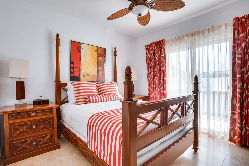 Three-Bedroom Luxury Lagoon Villa