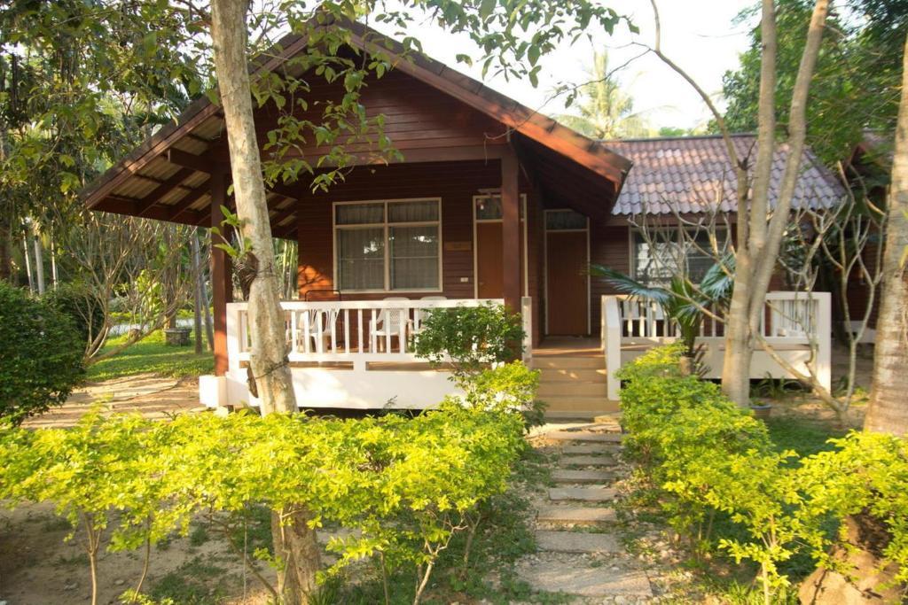 Standard Bungalow
