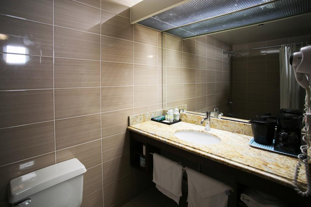 Habitación de lujo con 2 camas dobles