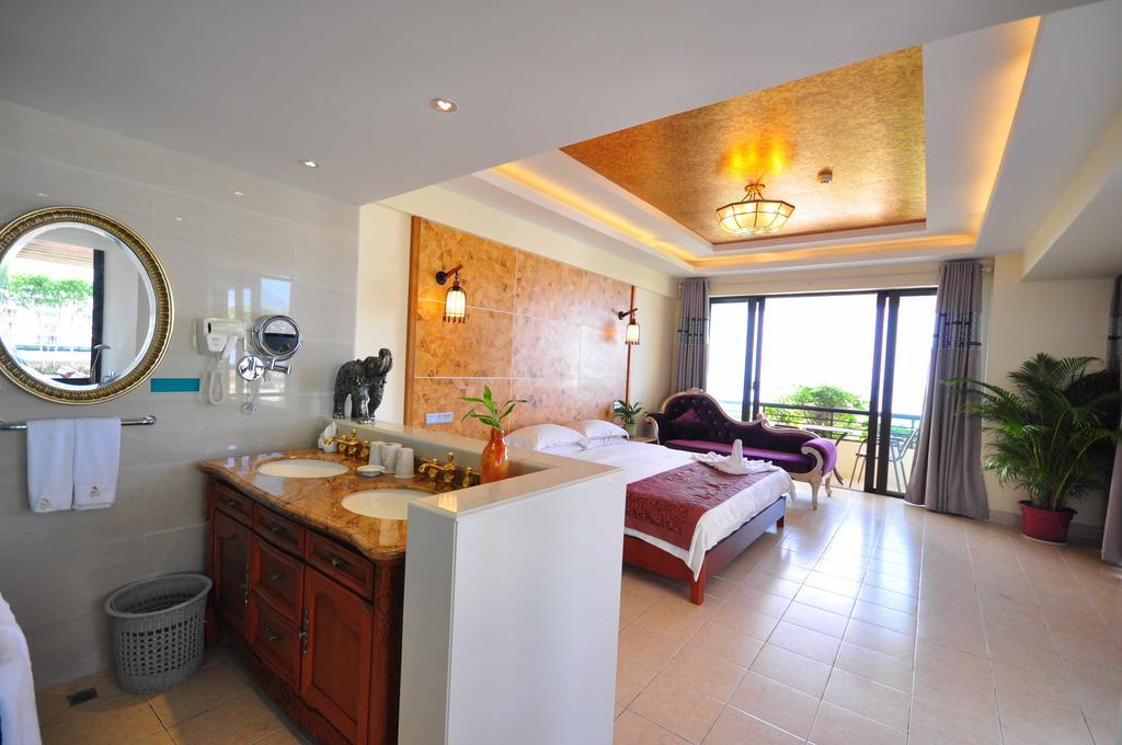 270° Deluxe Suite with Ocean View