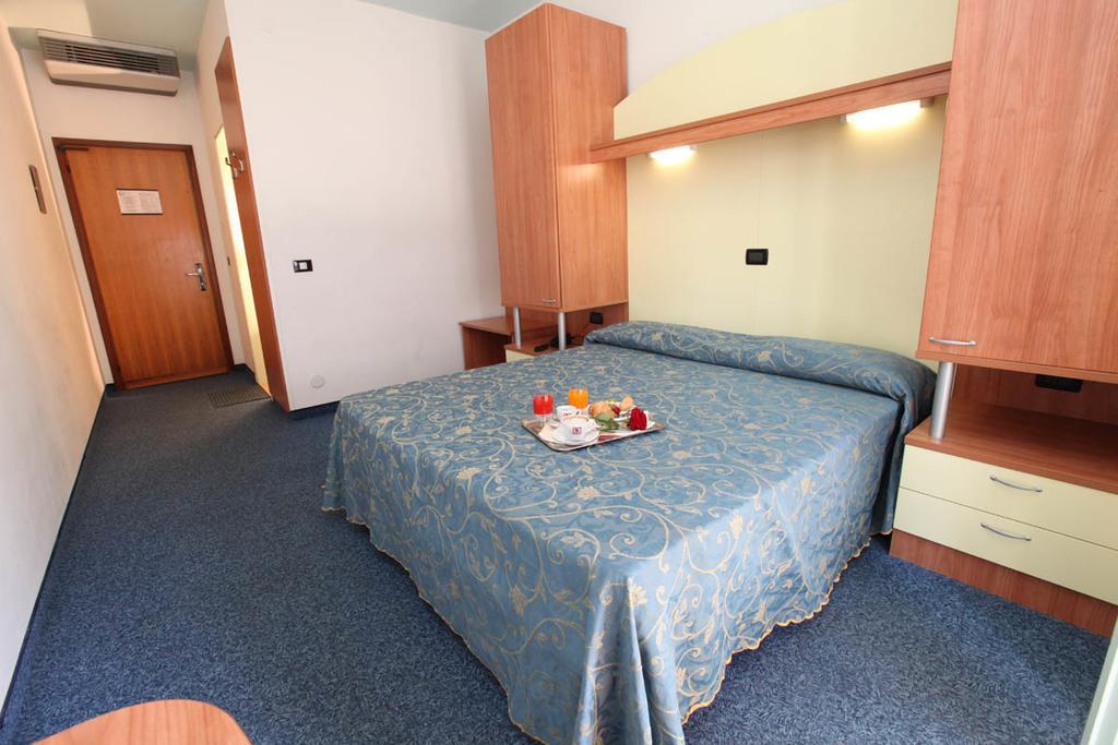 Double or Twin Room Terrace,403758372:JPEG