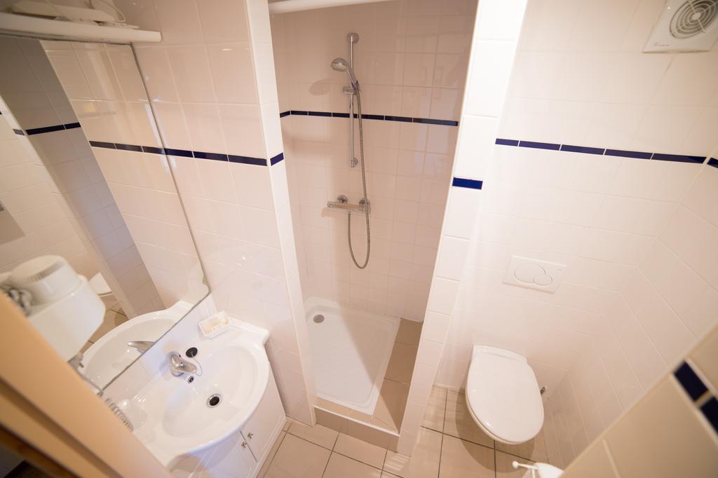 Small Single Room,404402187:JPEG