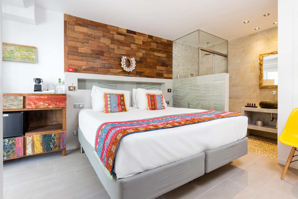 Suite Familiar con vistas al jardín