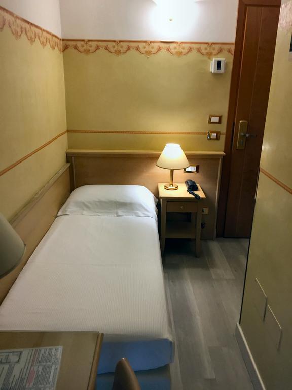 Budget Single Room