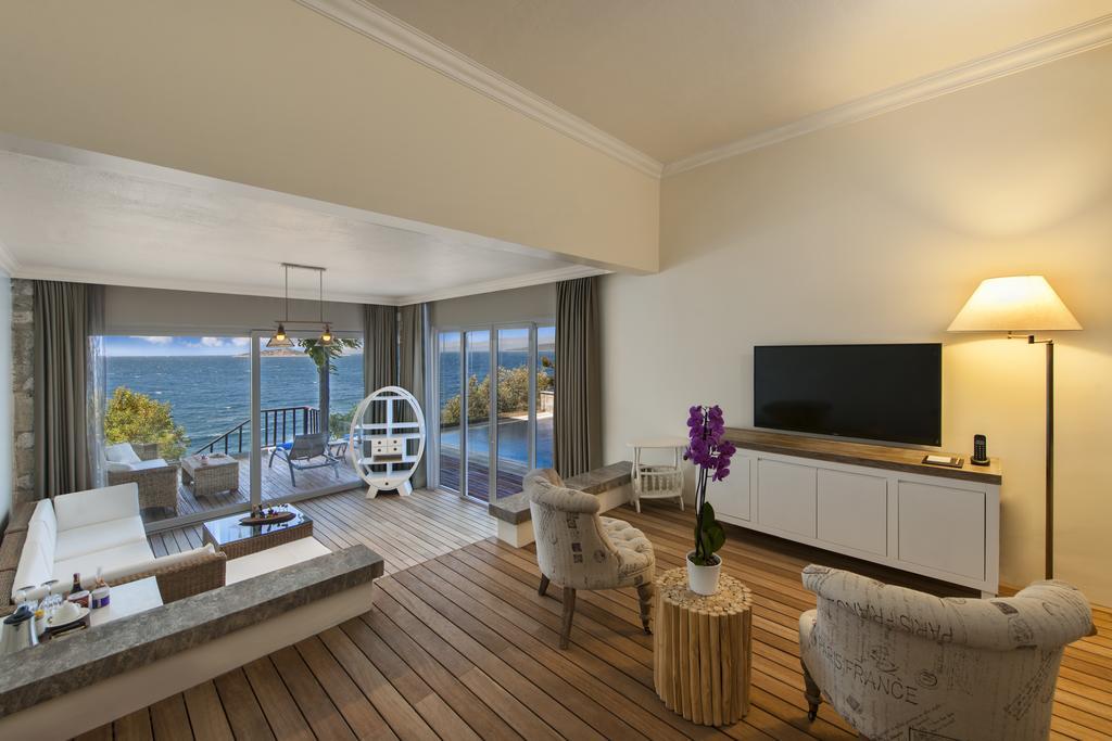 Suite Private Pool
