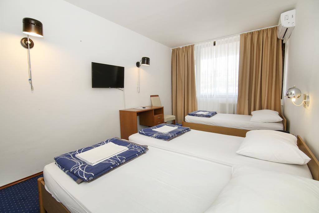 Standard Double or Twin Room with Balcony and Sea View