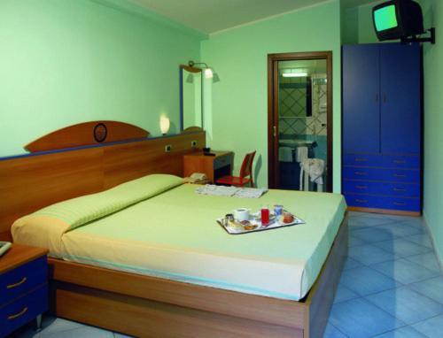Superior Triple Room Sea View,917068342:JPEG