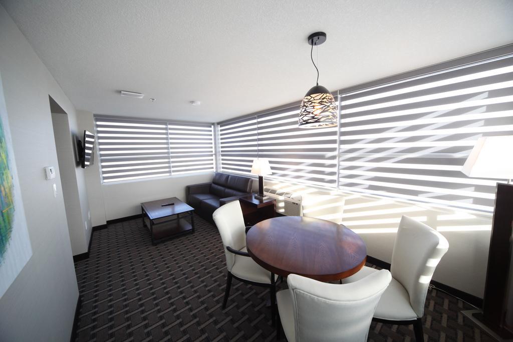 Executive King Suite