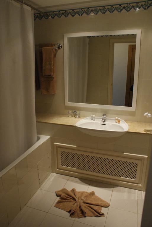Triple Room,832446830:JPEG