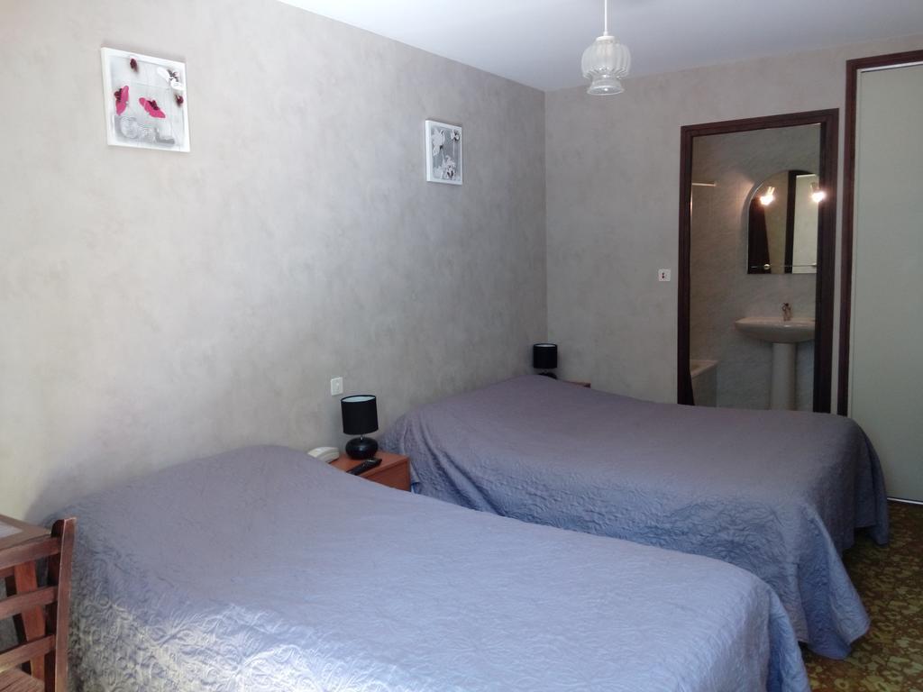 Chambre Lits Jumeaux - Vue sur Piscine