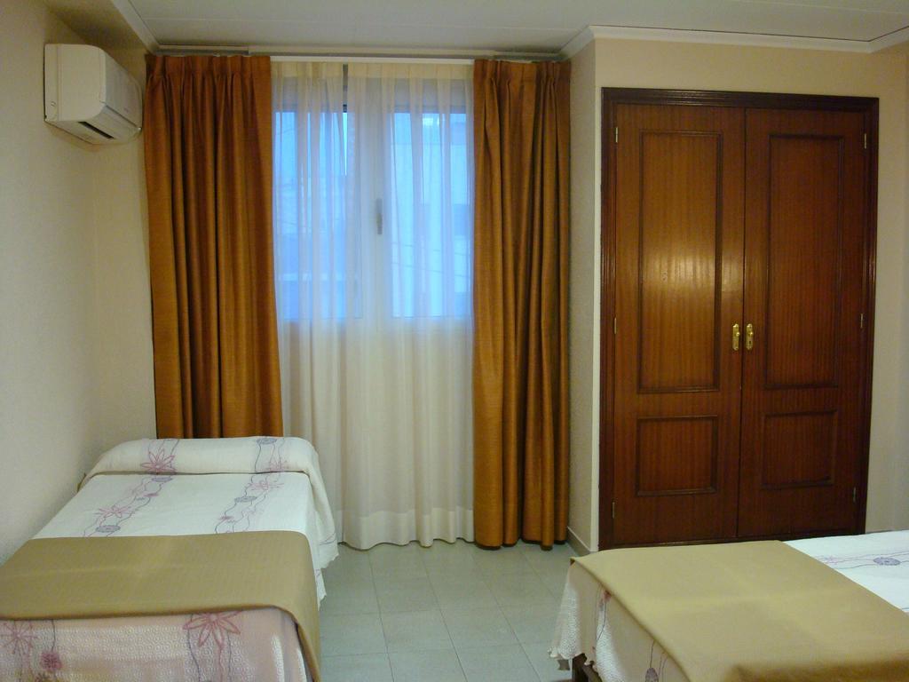 Triple Room,1772916699:JPEG
