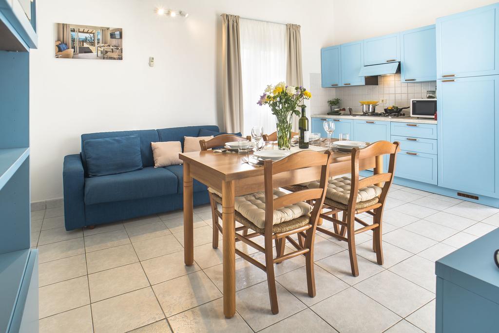 Deluxe Villa,445998462:JPEG