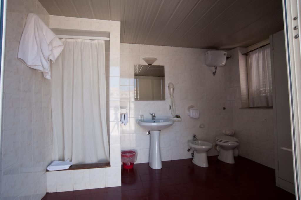 Quadruple Room,997903629:JPEG